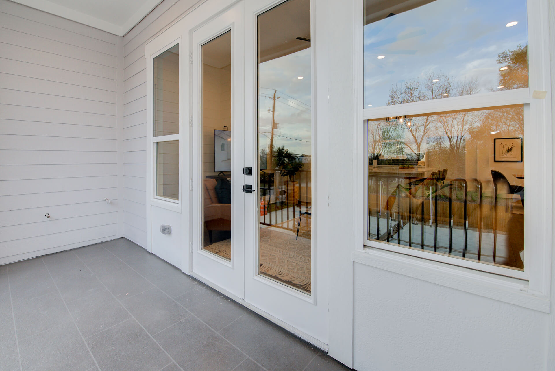 DEMO (Full) – IRIS GARDEN – INVESTMENT FOR IMMIGRATION